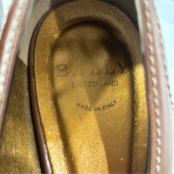 Swiss Bally Medallion Leather Pumps - Picture 12 of 12